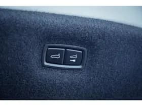 Porsche Taycan Turbo 93 kWh thumbnail 27