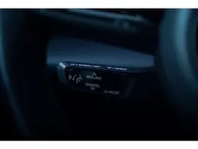 Porsche Taycan Turbo 93 kWh thumbnail 50