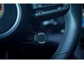 Porsche Taycan Turbo 93 kWh thumbnail 59