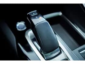 Peugeot 3008 1.6 HYbrid4 300 Première Pack Avantage thumbnail 16