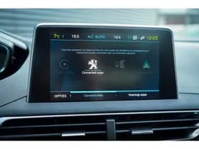 Peugeot 3008 1.6 HYbrid4 300 Première Pack Avantage thumbnail 19