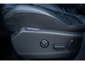 Peugeot 3008 1.6 HYbrid4 300 Première Pack Avantage thumbnail 27