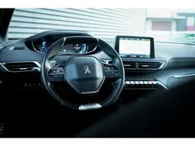 Peugeot 3008 1.6 HYbrid4 300 Première Pack Avantage thumbnail 31