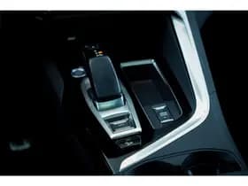 Peugeot 3008 1.6 HYbrid4 300 Première Pack Avantage thumbnail 40