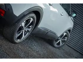 Peugeot 3008 1.6 HYbrid4 300 Première Pack Avantage thumbnail 41