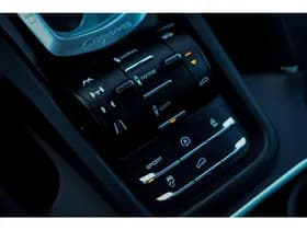 Porsche Cayenne 4.2 D S thumbnail 26