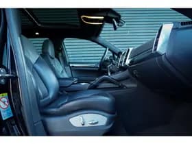 Porsche Cayenne 4.2 D S thumbnail 48