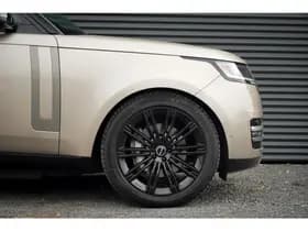 Land Rover Range Rover 3.0 P460e HSE PHEV thumbnail 11