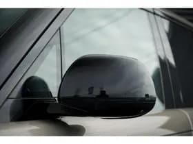 Land Rover Range Rover 3.0 P460e HSE PHEV thumbnail 33