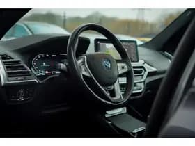 BMW X3 xDrive30e thumbnail 6