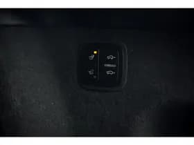 Porsche Macan 3.0 GTS thumbnail 37