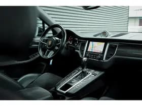 Porsche Macan 3.0 GTS thumbnail 41