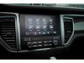 Porsche Macan 3.0 GTS thumbnail 47