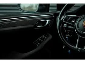 Porsche Macan 3.0 GTS thumbnail 55