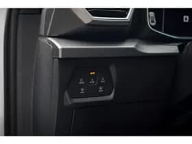 SEAT Leon Sportstourer 1.5 eTSI FR thumbnail 22