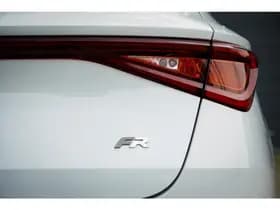 SEAT Leon Sportstourer 1.5 eTSI FR thumbnail 25