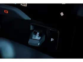 Porsche Taycan Performance 84 kWh thumbnail 16