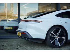 Porsche Taycan Performance 84 kWh thumbnail 40
