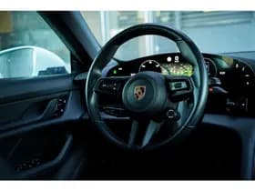 Porsche Taycan Performance 84 kWh thumbnail 42