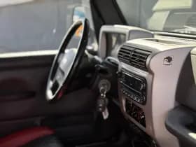 Jeep Wrangler TJ 4.0i 6-Cilinder | Hard & Softtop | Airco | Cruise Control | Navigatie thumbnail 2