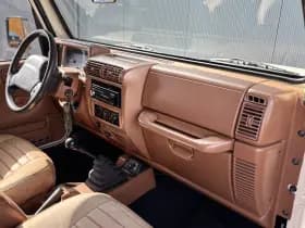 Jeep Wrangler 4.0i Softtop BRUTE | Airco | Cruise Control | Unieke 1/1 thumbnail 4