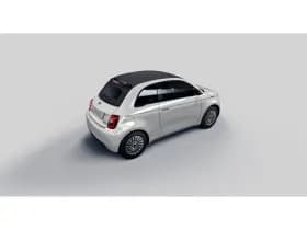 Fiat 500E La Prima | 10,25" touchscreen radio met Bluetooth, DAB & USB én Navigatie | 17” lichtmetalen velgen Diamond Cut | Automatische airconditioning thumbnail 3