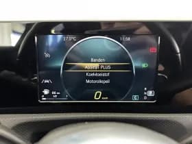 Mercedes-Benz A-Klasse 180 Business Solution AMG | Panoramadak | Apple-Android | Stoelverwarming thumbnail 13