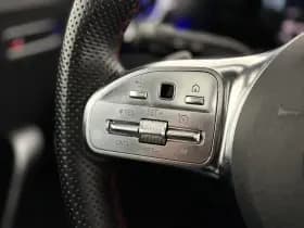 Mercedes-Benz A-Klasse 180 Business Solution AMG | Panoramadak | Apple-Android | Stoelverwarming thumbnail 19