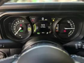 Jeep Wrangler Unlimited 4xe 380 Sahara thumbnail 14