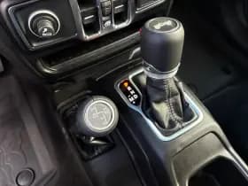 Jeep Wrangler Unlimited 4xe 380 Sahara thumbnail 18