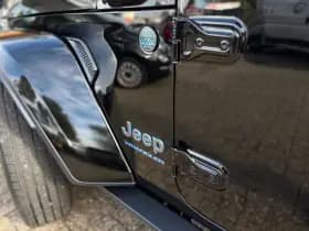 Jeep Wrangler Unlimited 4xe 380 Sahara thumbnail 25