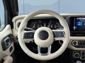 Jeep Wrangler Unlimited 4xe 380 Sahara | BRUTE Active Suspension System | Individual Kleur | Apple-Android thumbnail 16