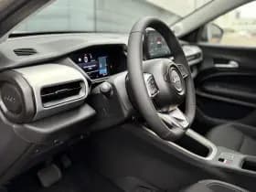 Jeep Avenger Altitude 54 kWh Achteruitrij camera | Apple-Android | Cruise control thumbnail 13