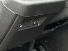 Jeep Avenger Altitude 54 kWh Achteruitrij camera | Apple-Android | Cruise control thumbnail 17