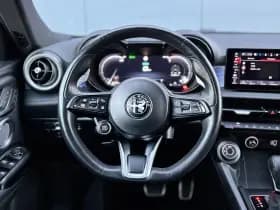 Alfa Romeo Tonale 1.5T Hybrid Edizione Speciale | Apple-Android | Dealeronderhouden | Stuur-stoel verwarming thumbnail 15