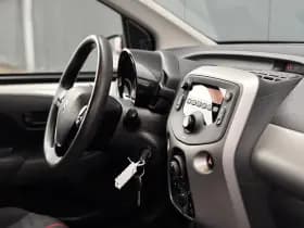 Peugeot 108 1.0 e-VTi Active | Airco | Bluetooth | Elektrische ramen thumbnail 2