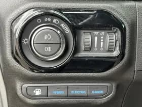 Jeep Wrangler BRUTE Sahara 4xe 380 | Lift kit | 20" | Verwarmde stoelen| BRUTE | Hybrid | thumbnail 22