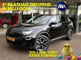 Fiat 600 1.2 Hybrid La Prima | Stoelverwarming | Carplay | Leer | Camera | Massage |