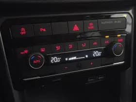 Volkswagen T-Cross 1.0 TSI Style | R-Line | LED Koplampen | Virtual Cockpit | Apple-Android thumbnail 20