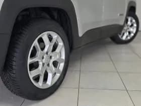 Jeep Renegade 1.4 MultiAir Longitude | Trekhaak | Cruise Control | Bluetooth thumbnail 15