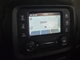 Jeep Renegade 1.4 MultiAir Longitude | Trekhaak | Cruise Control | Bluetooth thumbnail 23