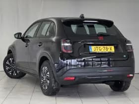 Fiat 600e RED 54 kWh | Apple-Android | Cruise Control | Parkeersensoren thumbnail 7