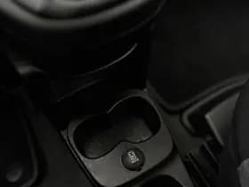 Fiat Panda 1.0 Hybrid Cross | Airco | Radio | thumbnail 27