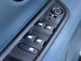 Fiat Grande Panda La Prima 11 kW 44 kWh | Apple Carplay/Android Auto | Navigatie | Achteruitrijcamera thumbnail 18