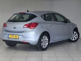 Opel Astra 1.4 Turbo Edition | Navigatie | Climate Control | Dealeronderhouden thumbnail 10