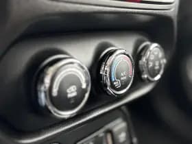 Jeep Renegade 1.4 MultiAir Longitude | Bluetooth | Stoel-Stuurverwarming | Navigatie thumbnail 26