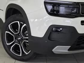 Jeep Avenger 1.2 e-Hybrid Summit | Apple-Android | Parkeercamera | Adaptive Cruise Control thumbnail 22