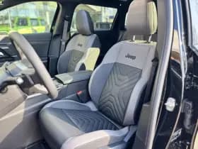 Jeep Compass 1.2 e-Hybrid First Edition | Panoramadak | stoel massage | Carplay | 360 Camera | Focal audio | thumbnail 6