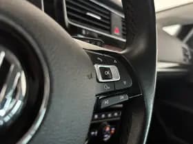 Volkswagen Golf 1.5 TSI Highline Business R | Schuif-Kanteldak | Apple-Android | Parkeercamera thumbnail 28