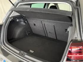 Volkswagen Golf 1.5 TSI Highline Business R | Schuif-Kanteldak | Apple-Android | Parkeercamera thumbnail 31